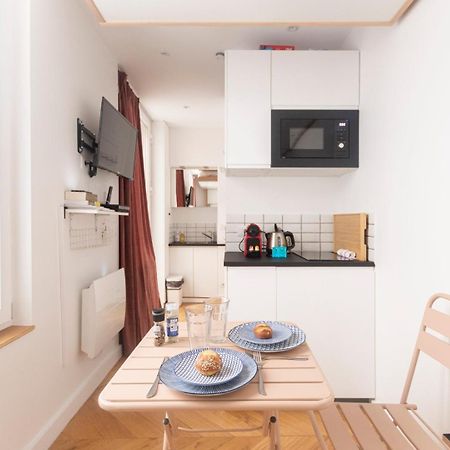 Super Central Mini Studio - 2 Pax, Murphy Bed Paris Luaran gambar