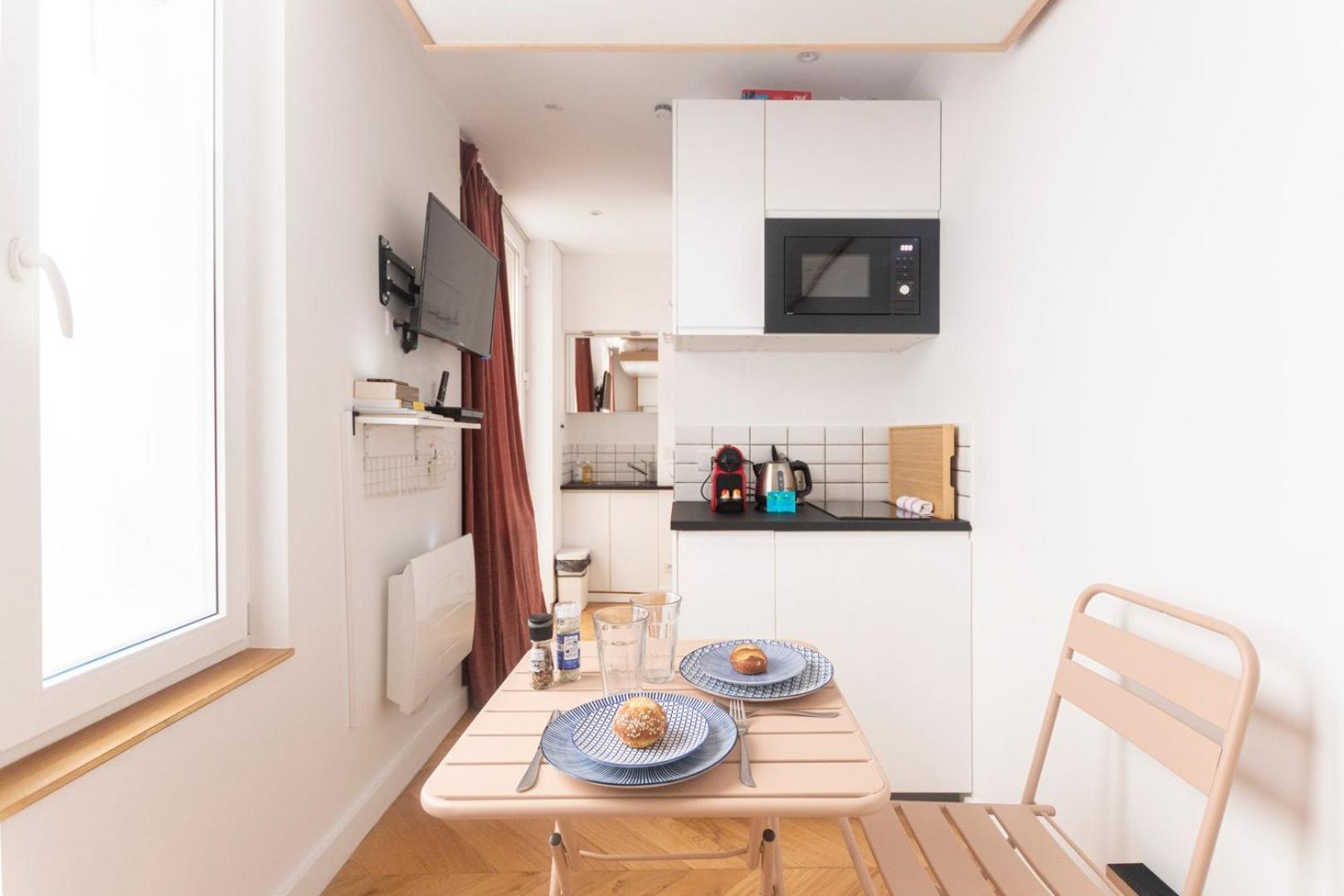 Super Central Mini Studio - 2 Pax, Murphy Bed Paris Luaran gambar