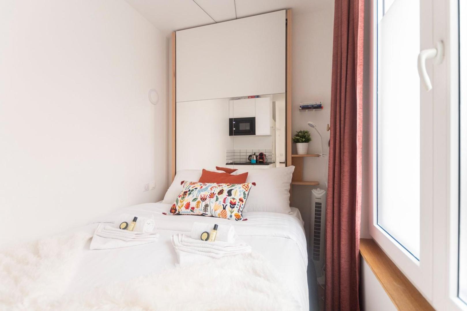 Super Central Mini Studio - 2 Pax, Murphy Bed Paris Luaran gambar